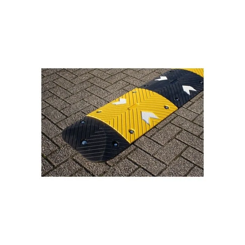 Verkeersdrempel 7,5  hoog, 2,5 meter